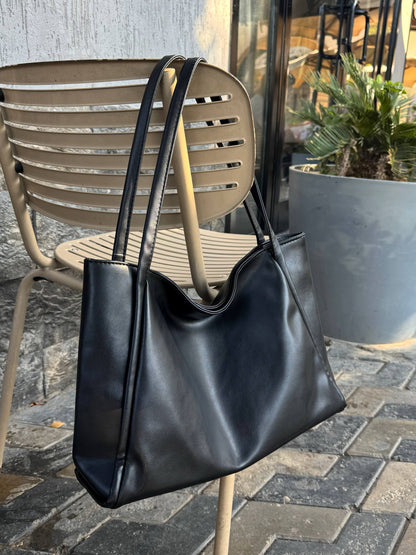 Large Capacity Tote - Black