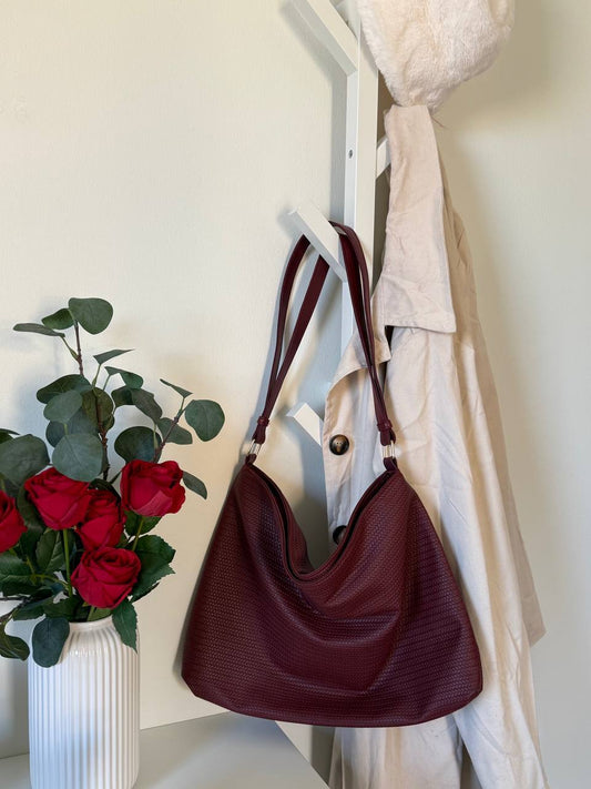 Scaled Leather Tote - Burgundy